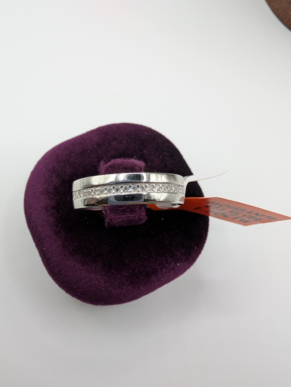 NWT 1.50 CTW Moissanite Channel Set Band 925 Sterling Silver Size 9
